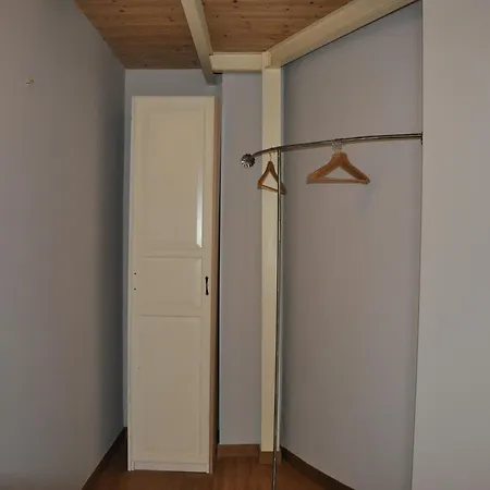 Apartment Montallegro 32m Free Parking Genoa