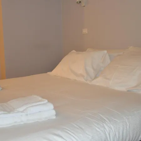 Apartment Montallegro 32m Free Parking