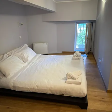 Montallegro 32m Free Parking Генуя