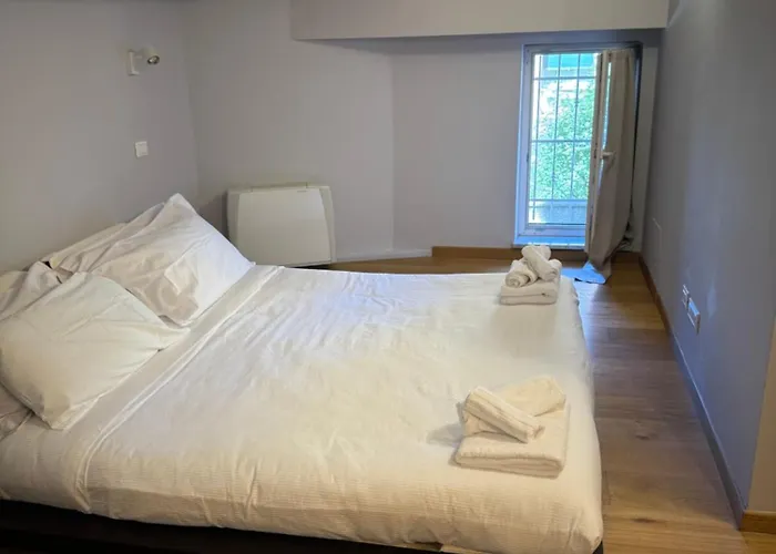 Montallegro 32m Free Parking Genova